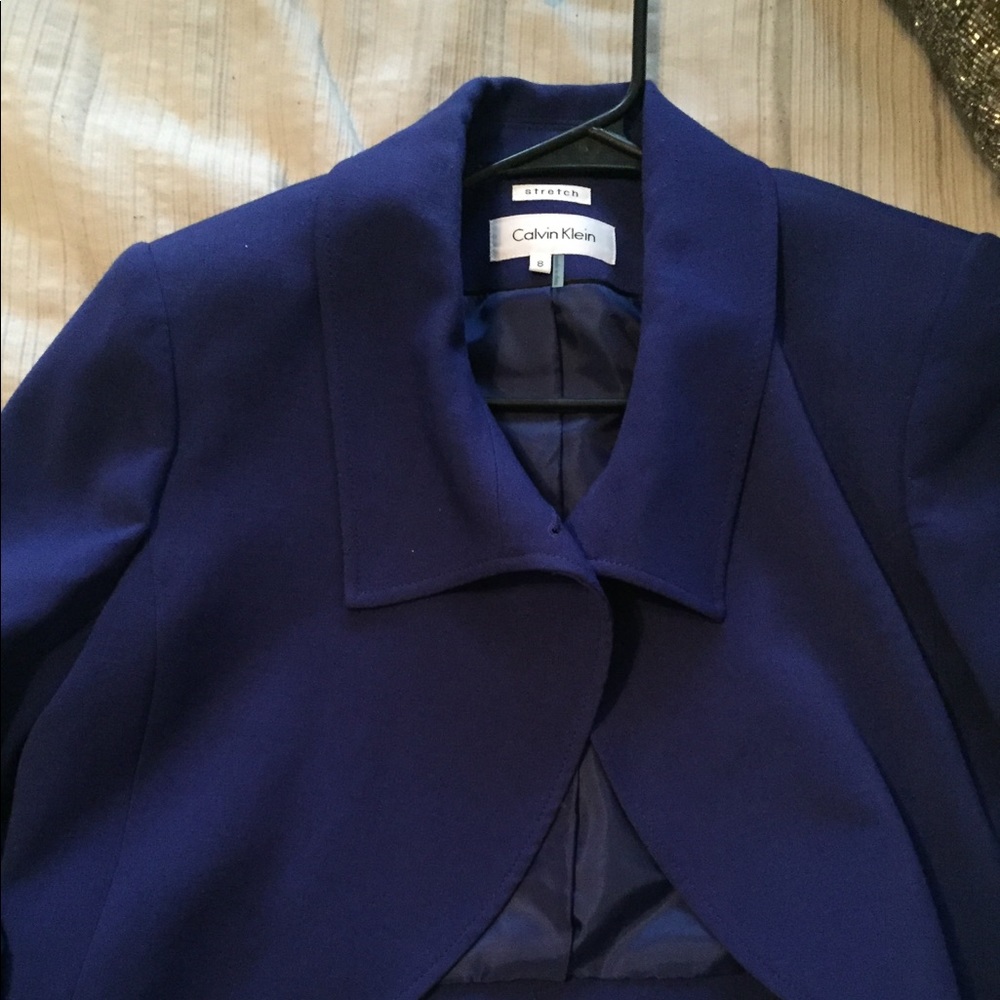 Calvin Klein crop blazer